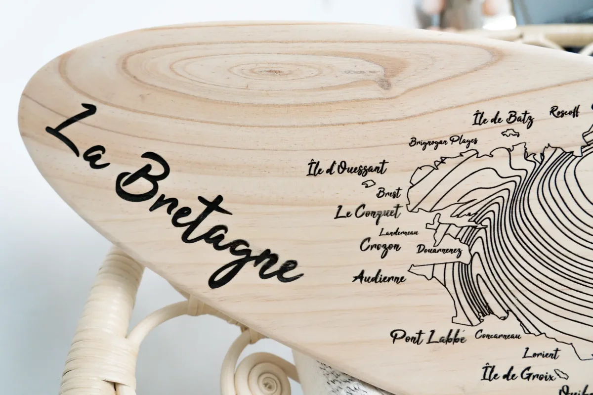 Planche de surf « Bretagne » – Image 2